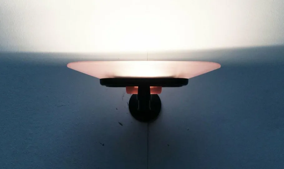 Clearance Pamono Postmodern Italian Pink Jill Sconces by Perry King, S. Miranda, G. Arnaldi for Arteluce, Set of 2