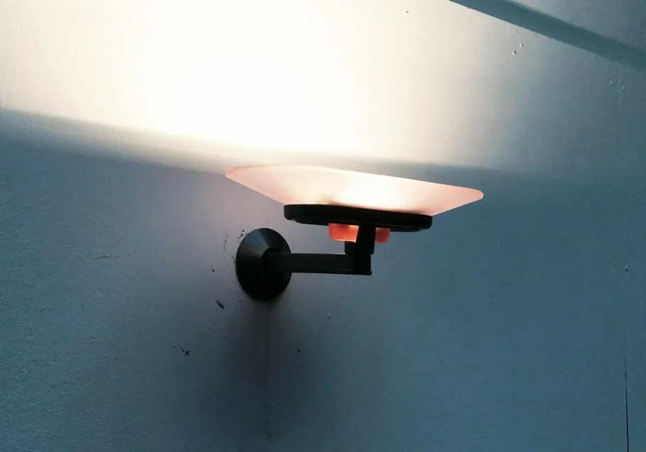 Clearance Pamono Postmodern Italian Pink Jill Sconces by Perry King, S. Miranda, G. Arnaldi for Arteluce, Set of 2