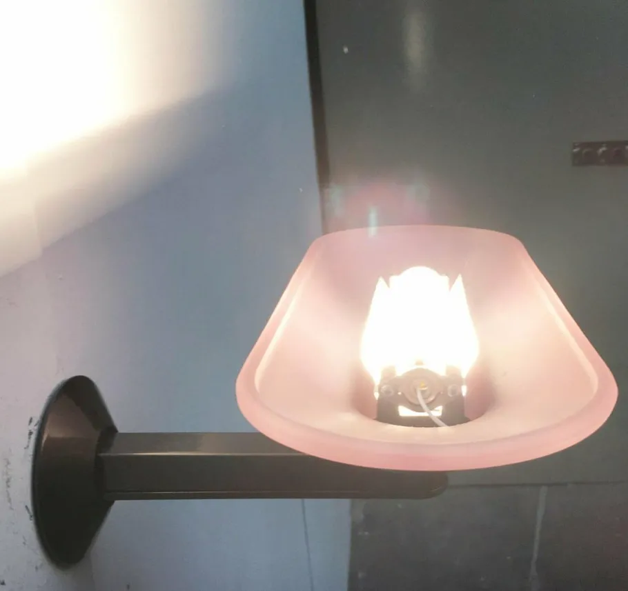 Clearance Pamono Postmodern Italian Pink Jill Sconces by Perry King, S. Miranda, G. Arnaldi for Arteluce, Set of 2