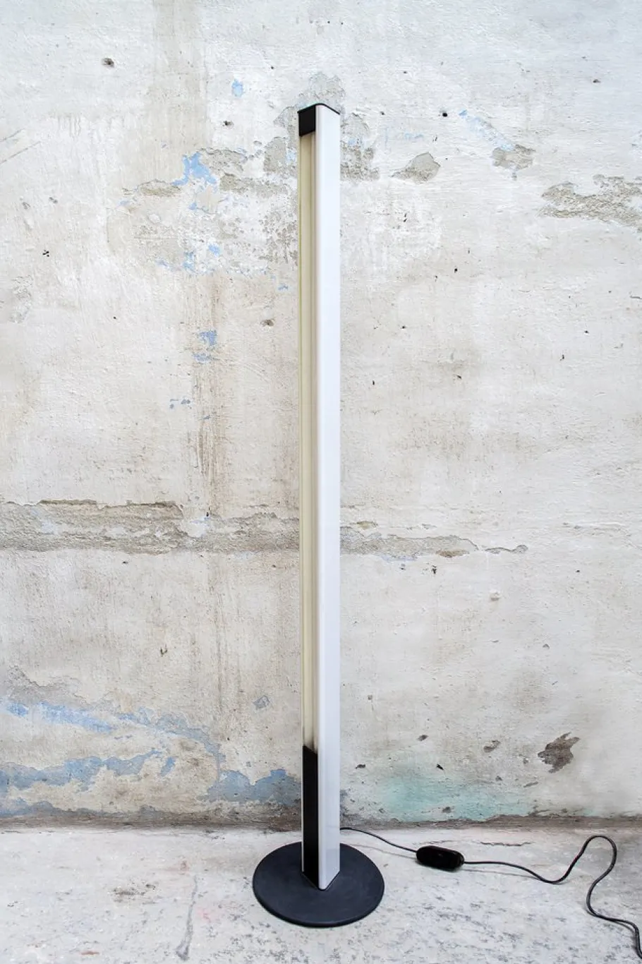 Sale Pamono Postmodern Rio Model Lamp by Rodolfo Bonetto for Luci Italia, 1980s