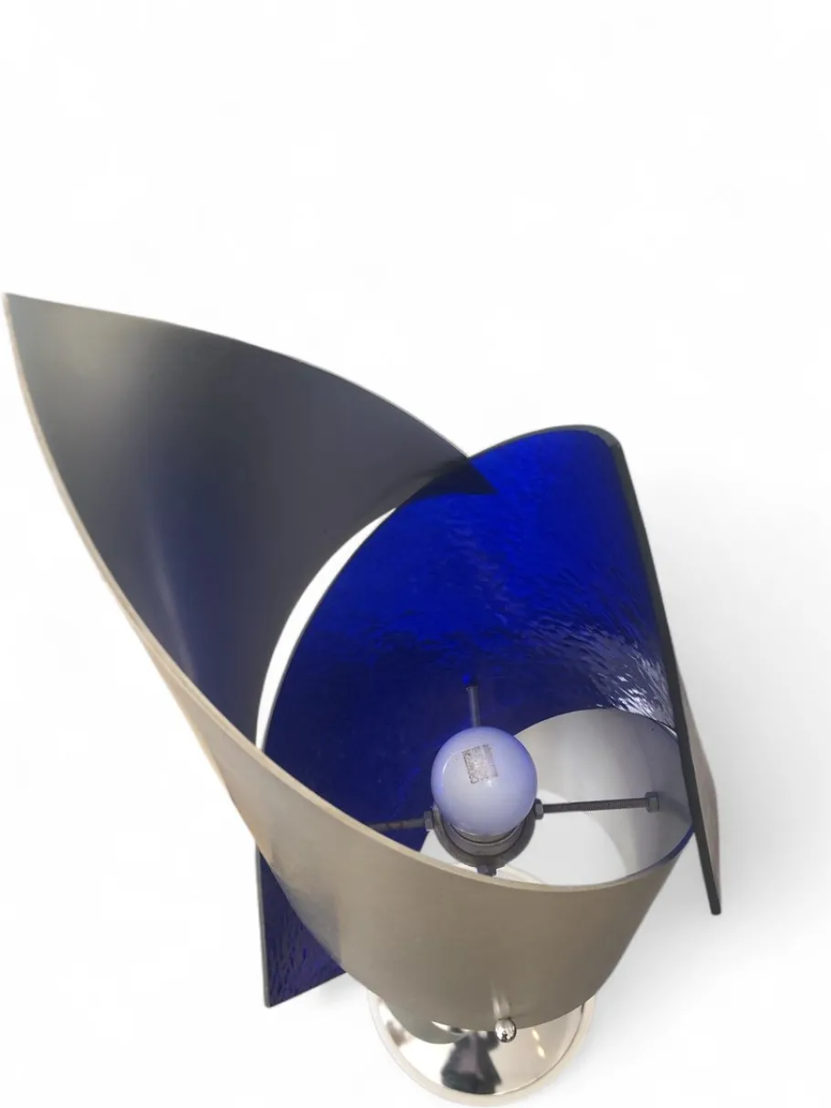 Clearance Pamono Postmodern Sculptural Table Lamp in Blue Glass attributed to Peter Greenwood, 1989
