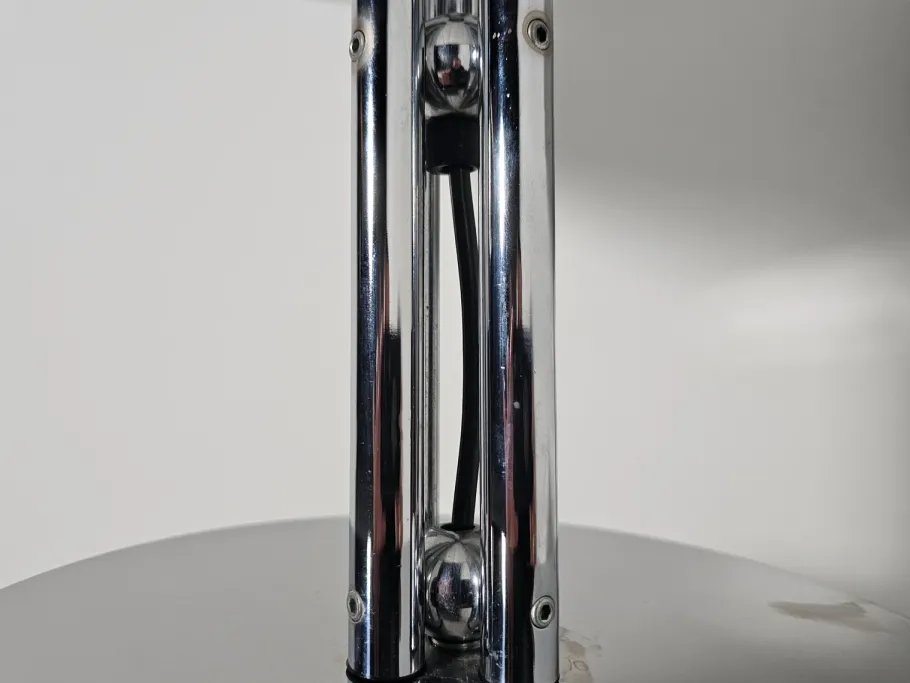 Discount Pamono Quadrifoglio Table Lamp by Harvey Guzzini from Iguzzini, 1970s