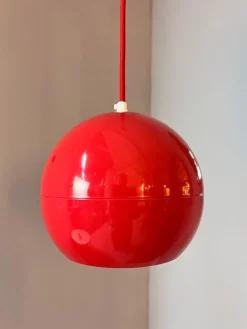 Discount Pamono Red Plastic Ball Lamp