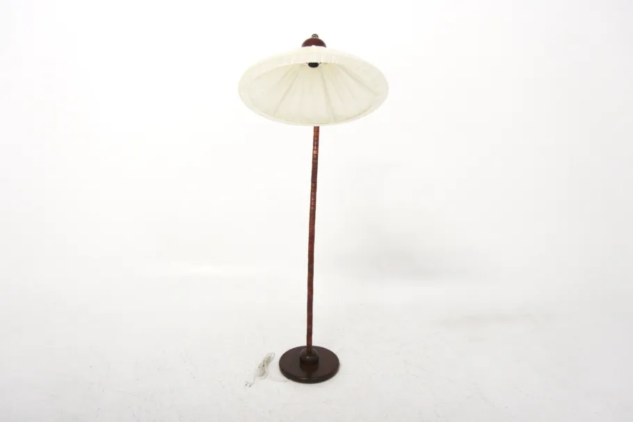 Discount Pamono Scandinavian Beech Floor Lamp from Markslöjd, Sweden, 1990s