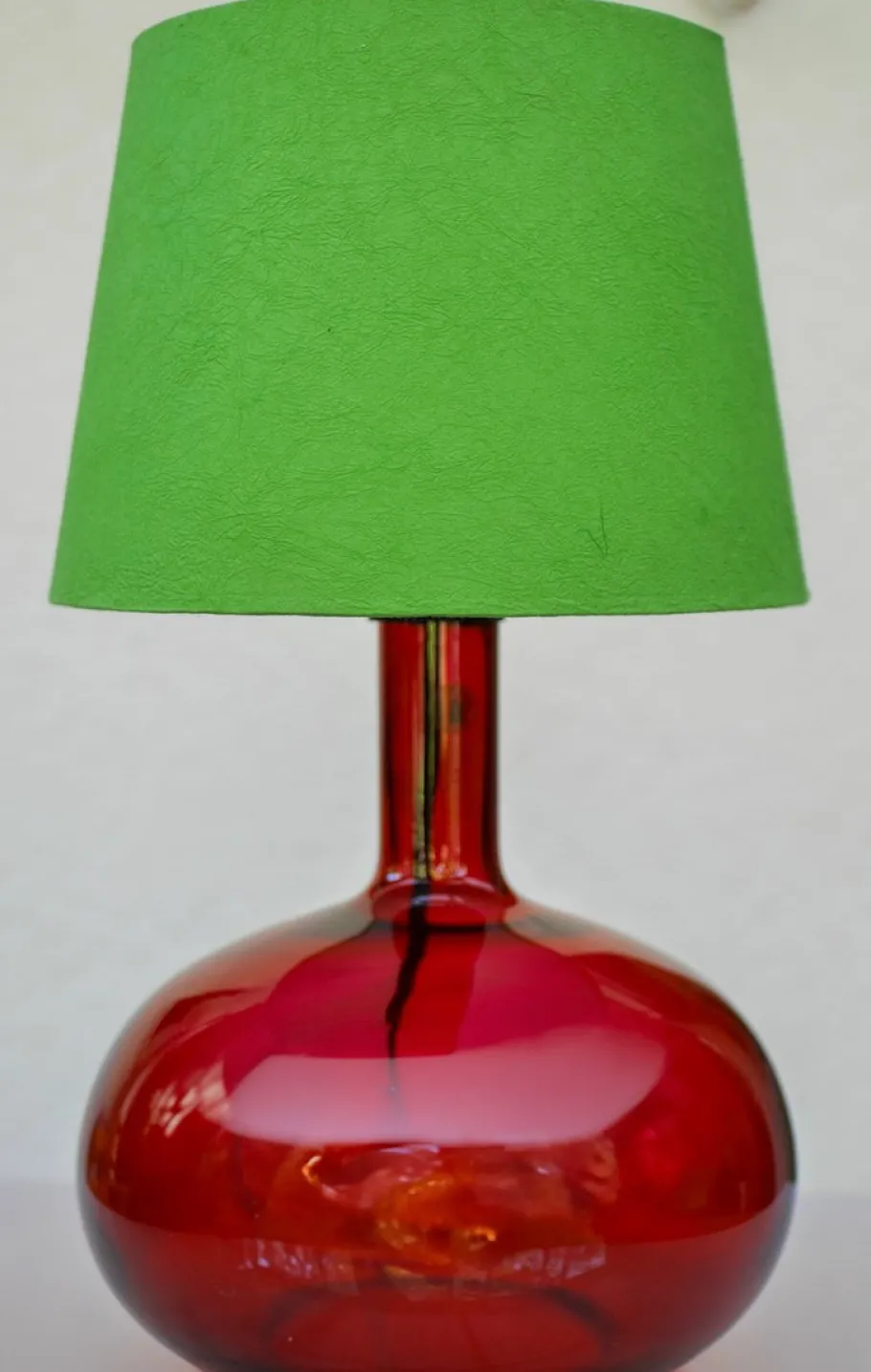 Discount Pamono Scandinavian Pop Art Red Glass Table Lamp by Anne Nilsson for Ikea