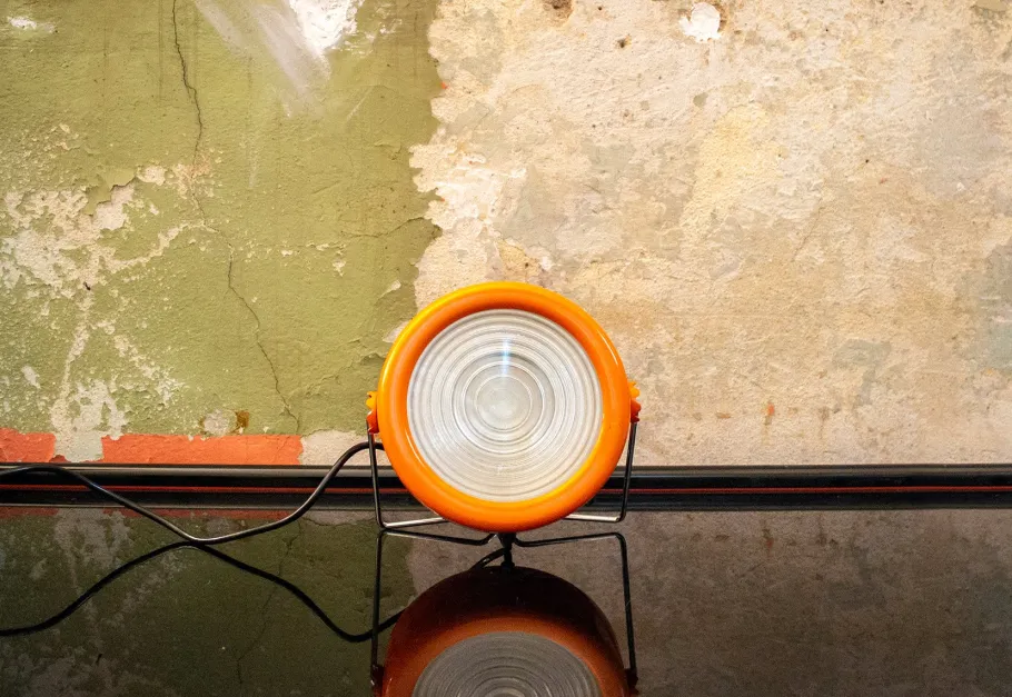 Outlet Pamono Schuko Table Lamp by Achille & Pier Giacomo Castiglioni for Flos, 1966