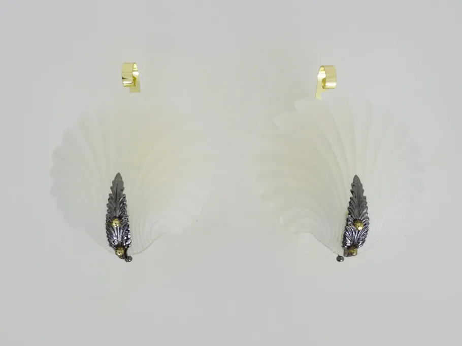 Clearance Pamono Shell Wall Lights in Glass and Gold-Plated Metal, 1980s, Set of 2
