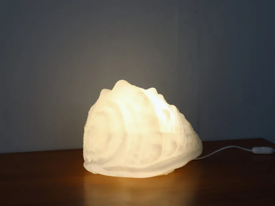 Hot Pamono Shell-Shaped Murano Glass Table Lamp from AV Mazzega, 1970s