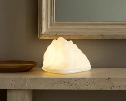 Hot Pamono Shell-Shaped Murano Glass Table Lamp from AV Mazzega, 1970s