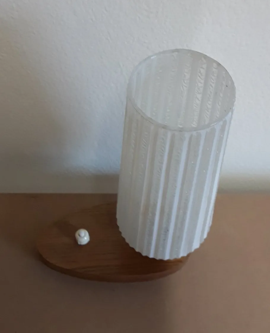 Discount Pamono Small Vintage Oval Bedside Lamp with Slim Relief Glass Shade & White Line Decor, 1970s