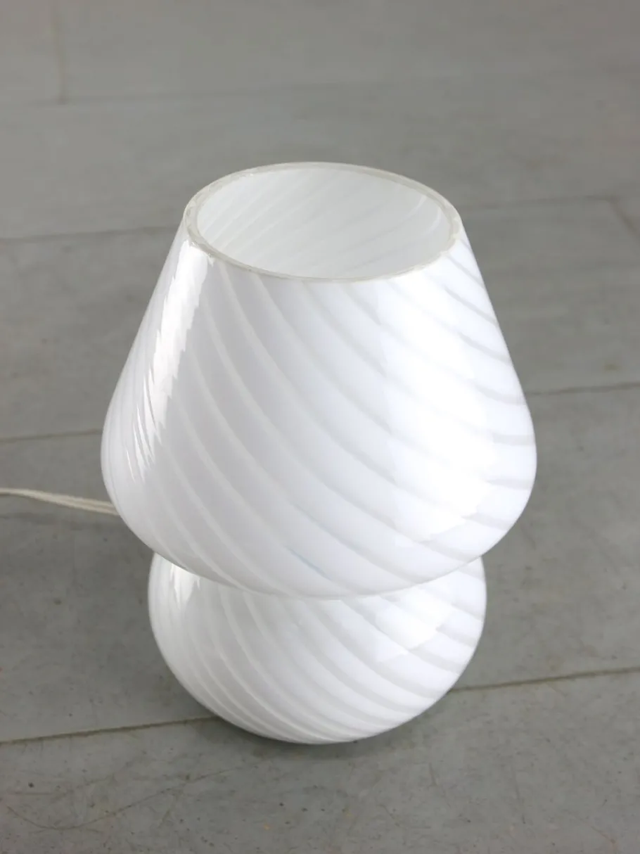 Discount Pamono Small Vintage Swirl Table Lamp in Murano Glass, 1970s