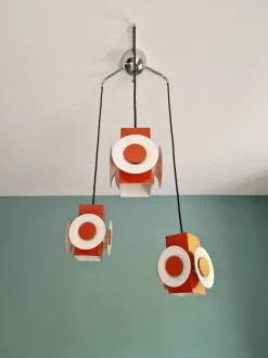 Hot Pamono Space Age Cascade Chandelier in Orange and White Lacquered Metal from Raak, 1970s