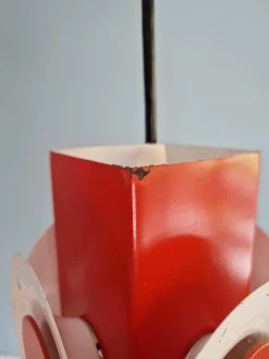 Hot Pamono Space Age Cascade Chandelier in Orange and White Lacquered Metal from Raak, 1970s