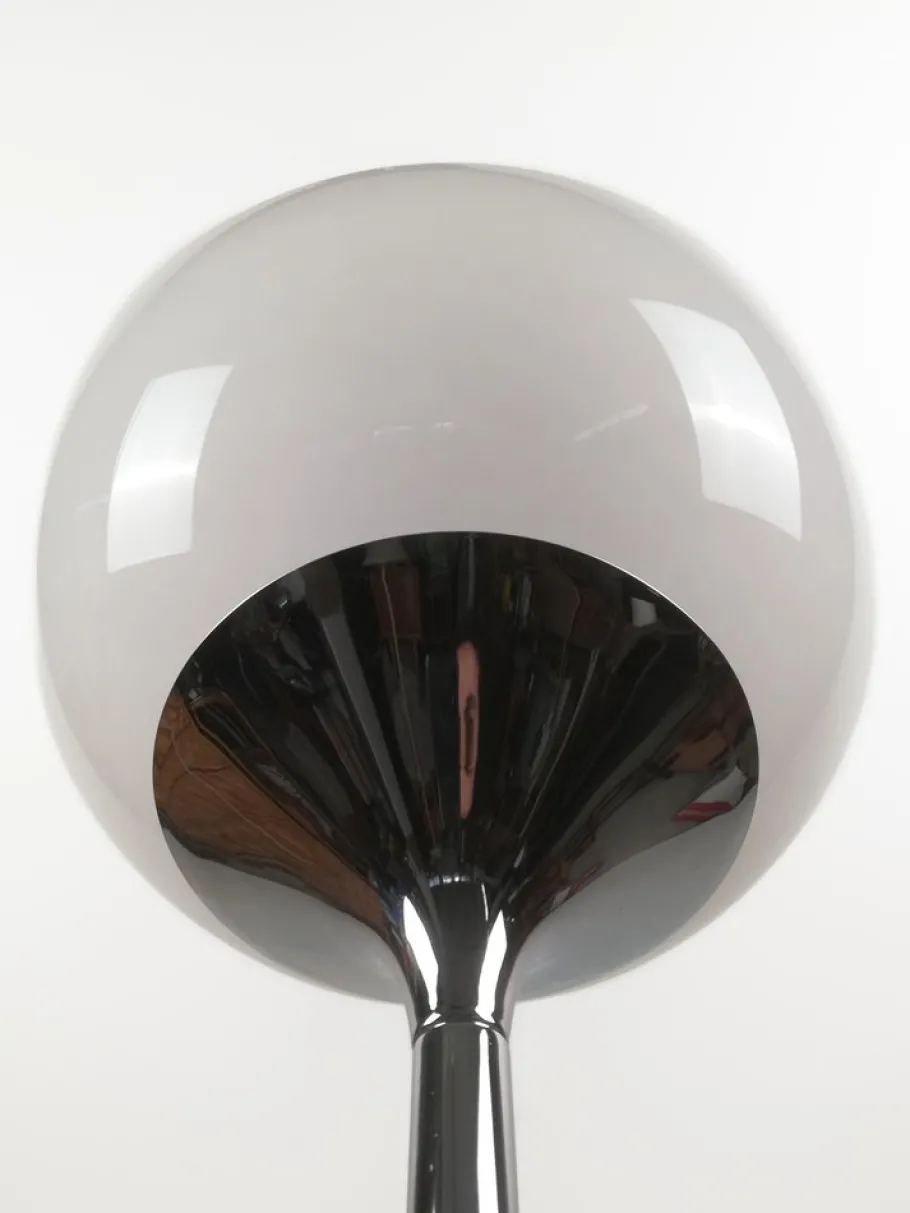 Best Pamono Space Age Floor Lamp in White Acrylic and Chrome attributed to I Guzzini, Italy, 1970s