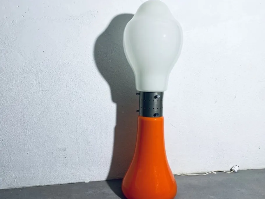 New Pamono Space Age Lipstick Floor Lamp from Mazzega, Italy