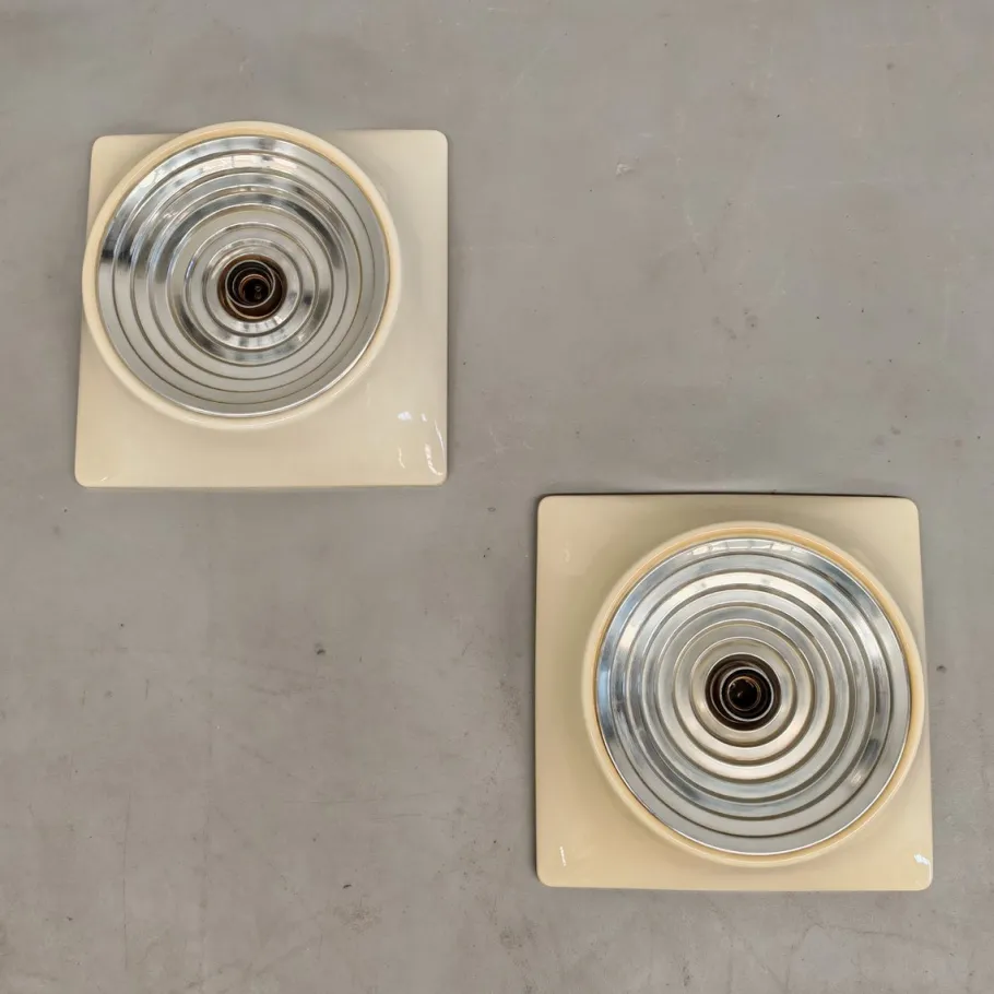 Hot Pamono Space Age Plastic Wall Lights from Stilnovo, 1960s, Set of 2