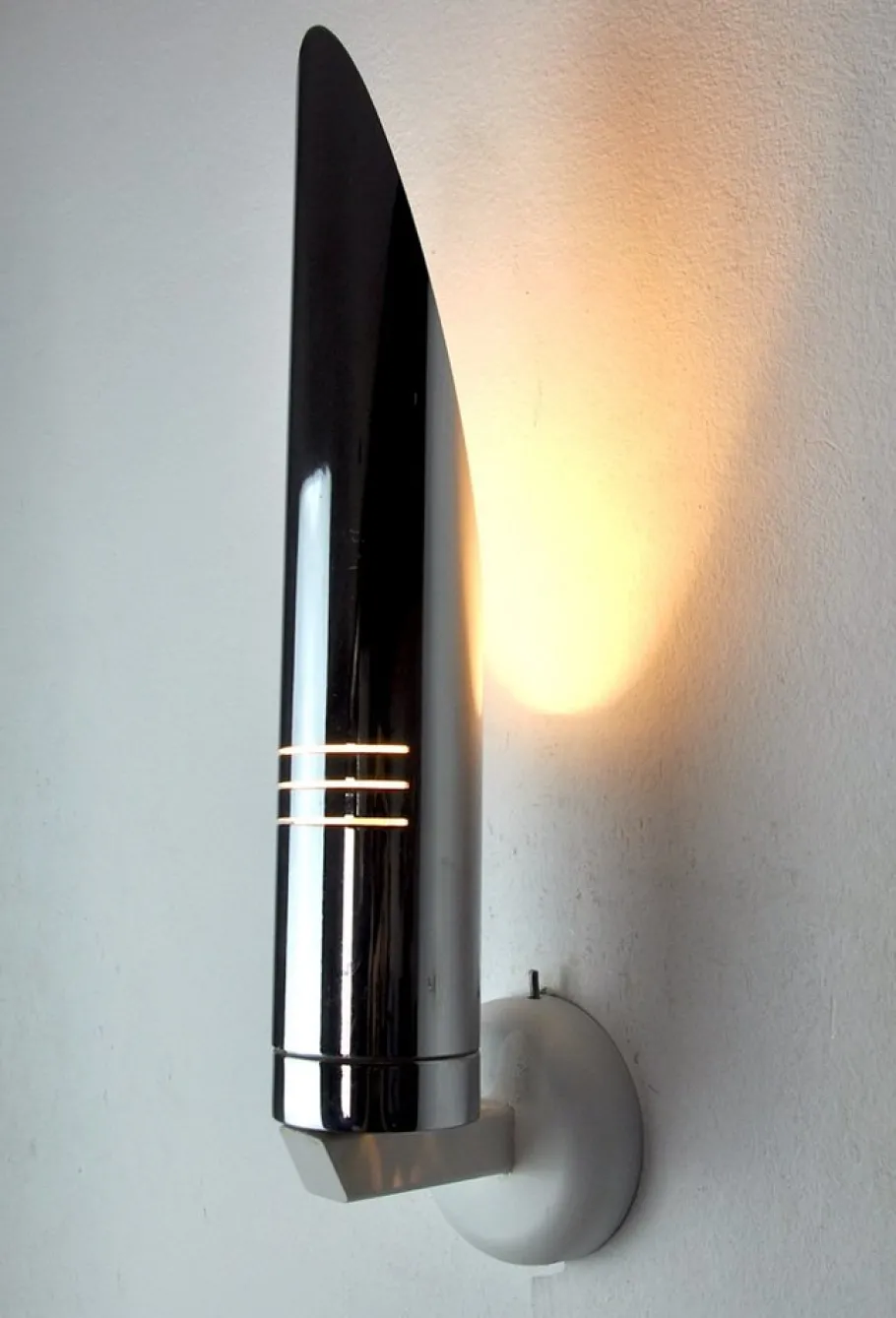 Hot Pamono Space Age Tubular Wall Lamp in Chromed Metal, Italy, 1970s