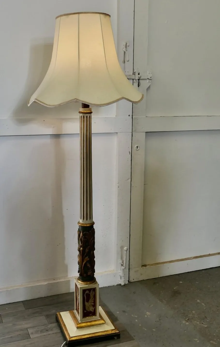 Sale Pamono Spanish Folk Art Floor Standing Standard Lamp, 1920s