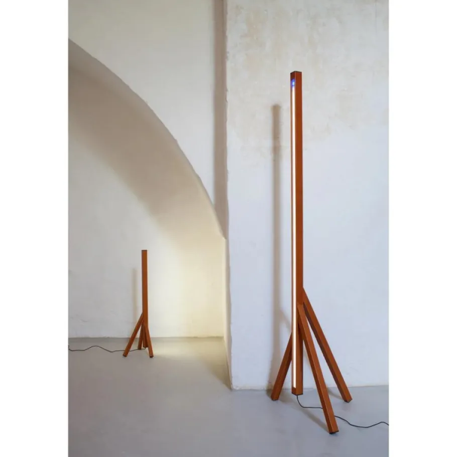 Best Pamono Steccolino Table Lamp in Aluminum and Vegetable Tanned Leather by Oscar Maschera