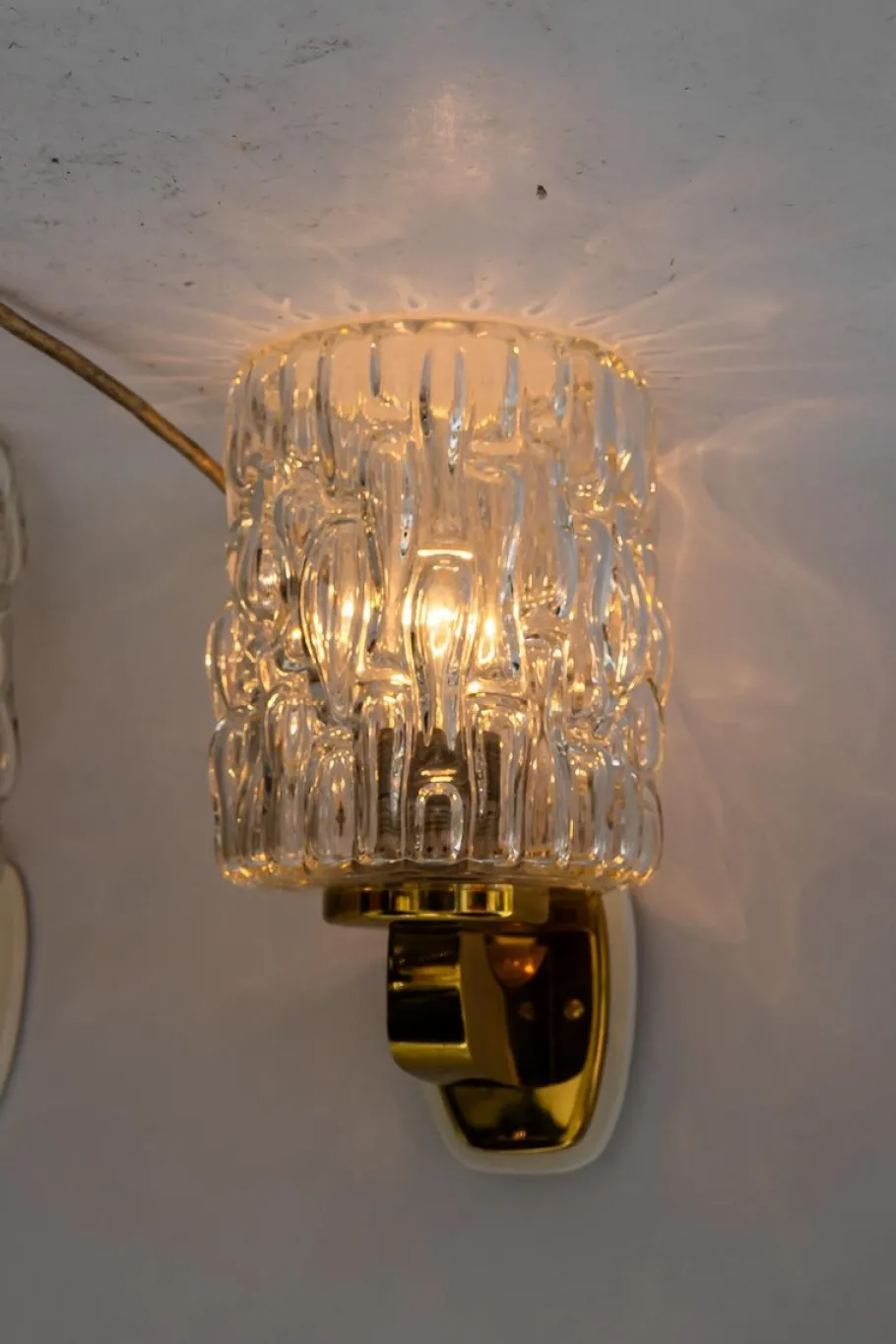 Hot Pamono Structured Glass Wall Lamps by Rupert Nikoll, Vienna, Austria, 1950s, Set of 2