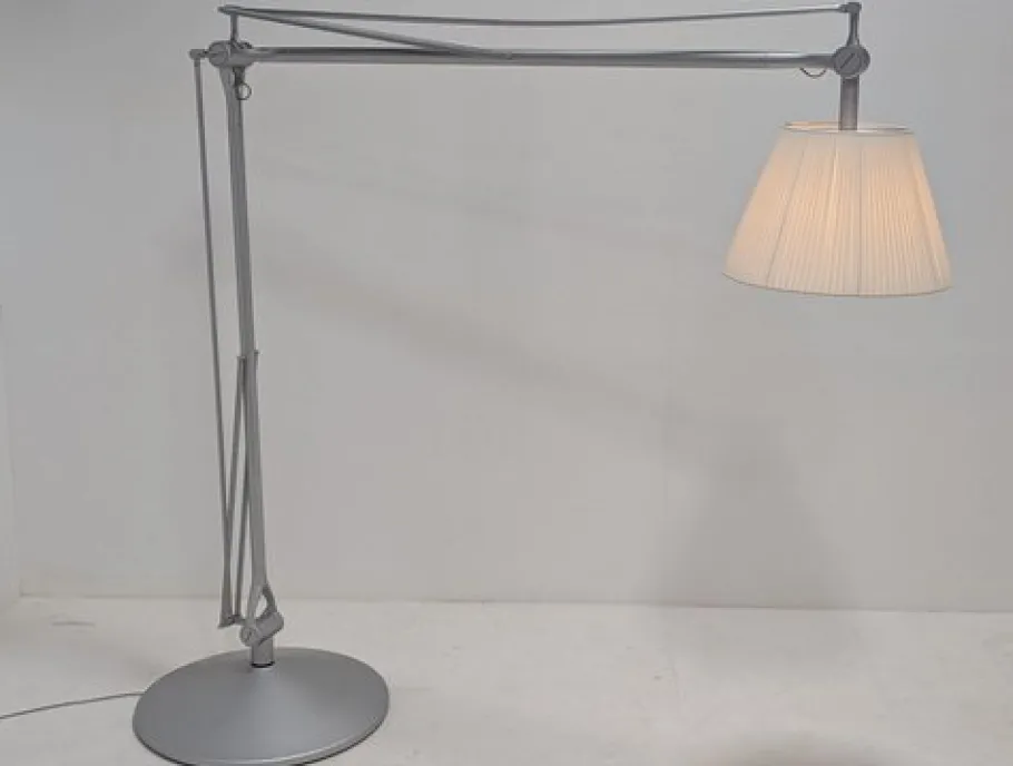 Best Pamono Superarchimoon Lamp from Flos