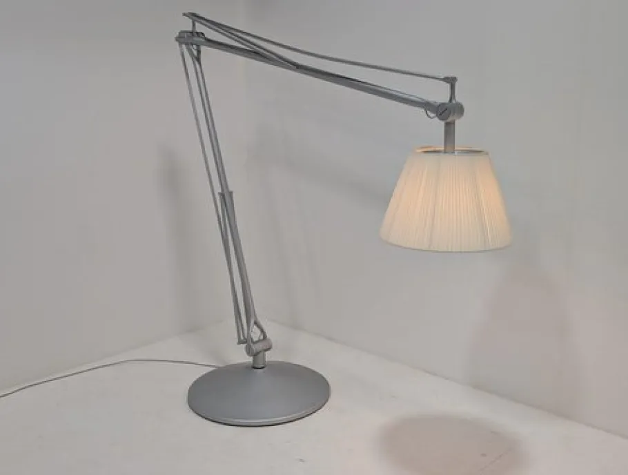 Best Pamono Superarchimoon Lamp from Flos