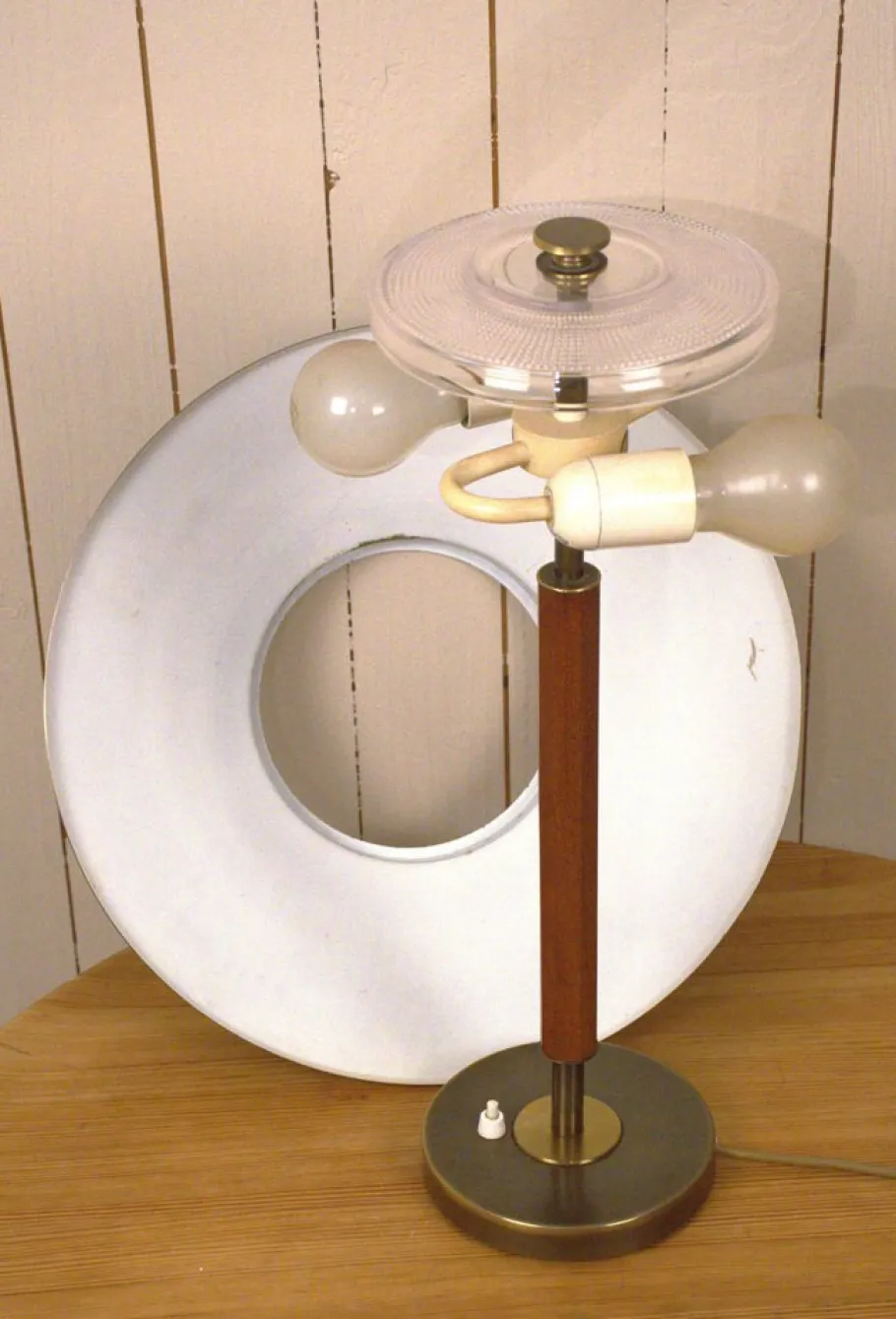 Discount Pamono Swedish Brass and Teak Table Lamp by Boréns, 1940s