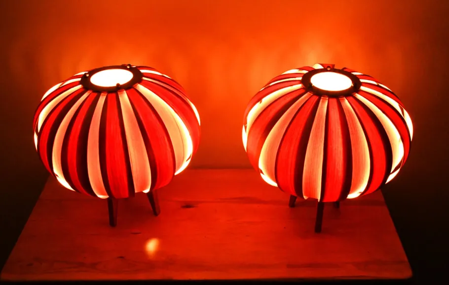 Sale Pamono Swedish Pine Veneer Table Lamps by Hans-Agne Jakobsson for Ellysett, 1960s, Set of 2