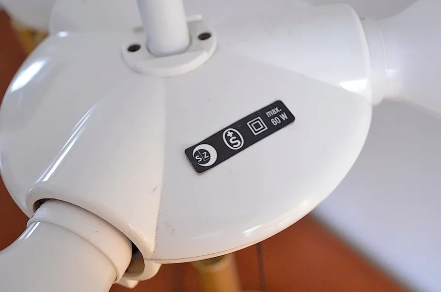 Discount Pamono Swiss Mod, 7412.1 Table Lamp from Swisslamps, 1960s