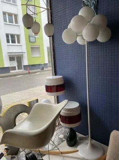 Sale Pamono Swiss White Atomic Floor Lamp by E.R. Nele & Bill for Temde, 1960s