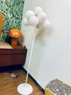 Sale Pamono Swiss White Atomic Floor Lamp by E.R. Nele & Bill for Temde, 1960s