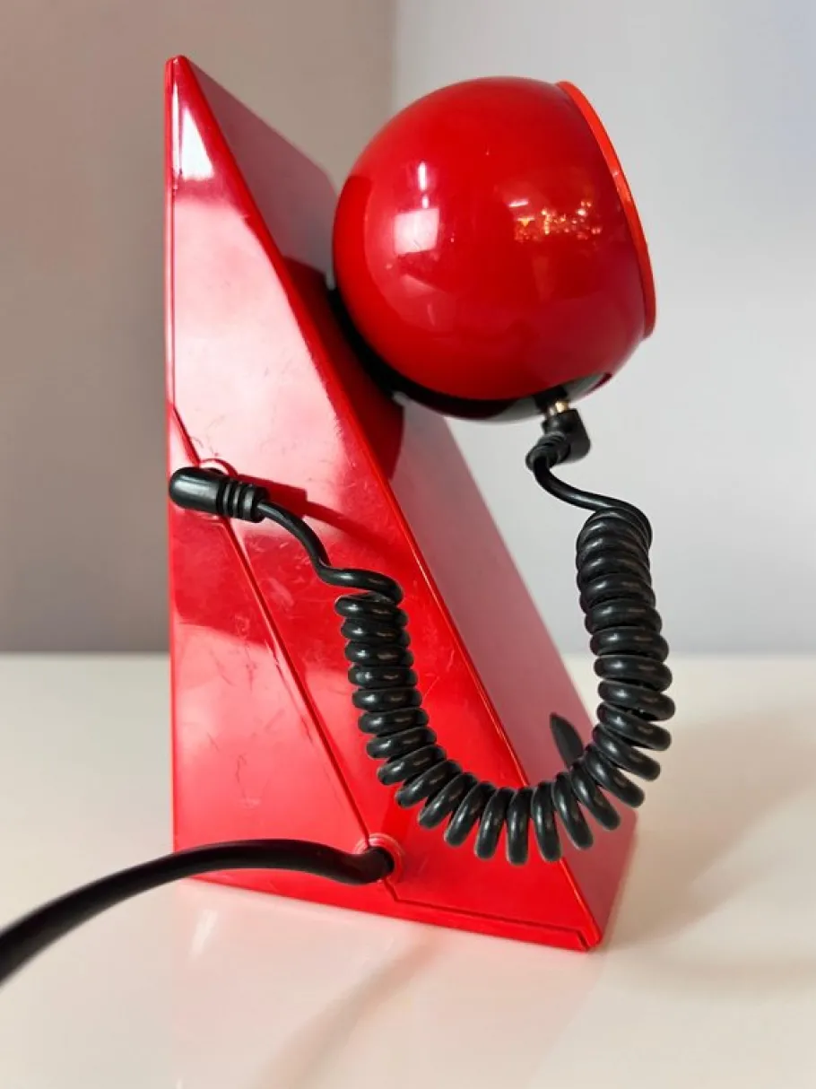 Best Pamono Table Lamp in Red with Magnetic Ball Head from Leuchten