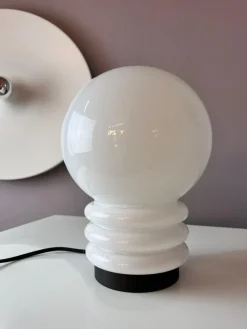 Hot Pamono Table Lamp in White Glass from Glashütte Limburg