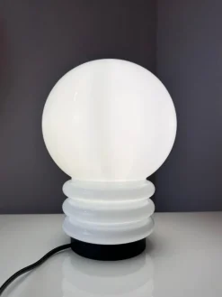 Hot Pamono Table Lamp in White Glass from Glashütte Limburg
