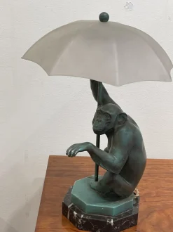 Hot Pamono Table Lamp of a Monkey with an Umbrella by Le Verrier, 1920s