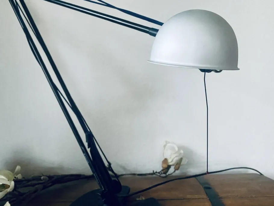 Clearance Pamono Table Lamp Sidecar by Riccardo Blumer for Artemide, 1992