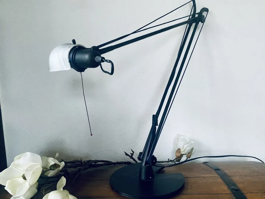 Clearance Pamono Table Lamp Sidecar by Riccardo Blumer for Artemide, 1992