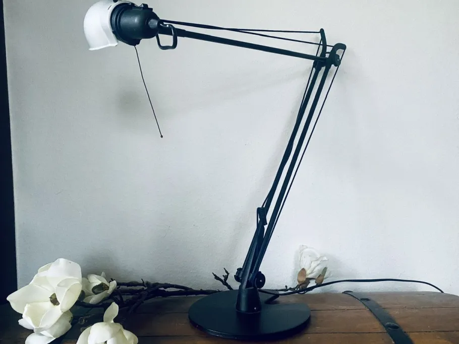 Clearance Pamono Table Lamp Sidecar by Riccardo Blumer for Artemide, 1992