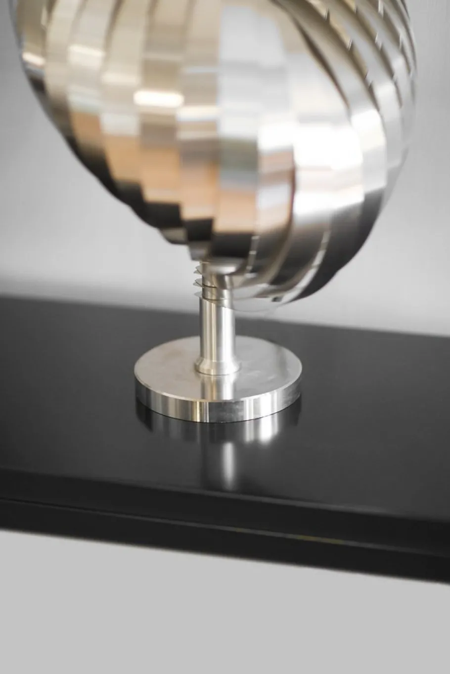 Sale Pamono Table Lamps by Henri Mathieu 1970, Set of 2