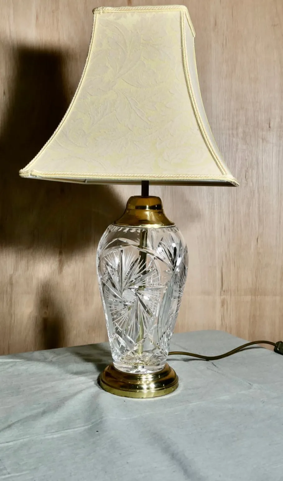 Discount Pamono Tall Hand Star Cut Glass and Brass Table Lamp, 1950s