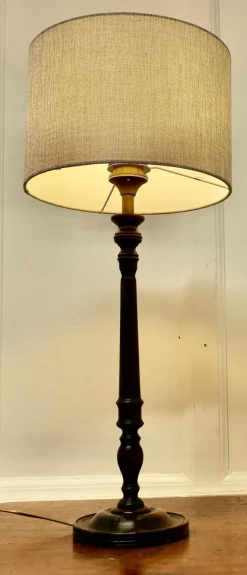 Best Pamono Tall Turned Dark Wood Table Lamp, 1920s