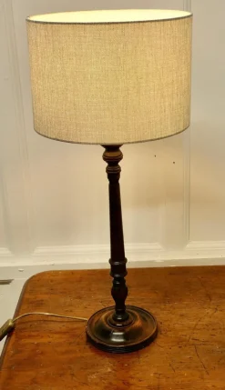 Best Pamono Tall Turned Dark Wood Table Lamp, 1920s