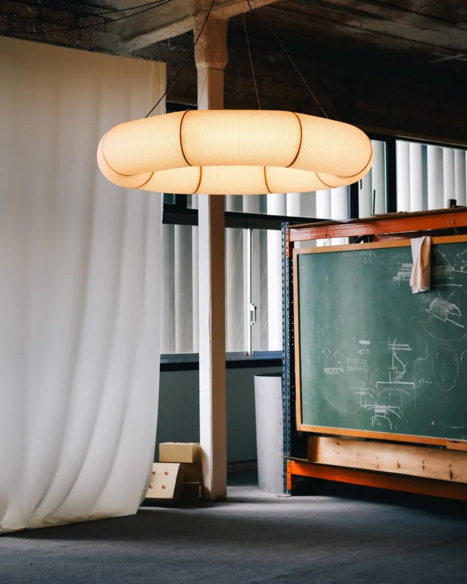 Discount Pamono Tekiò Circular P4 Pendant Lamp by Anthony Dickens