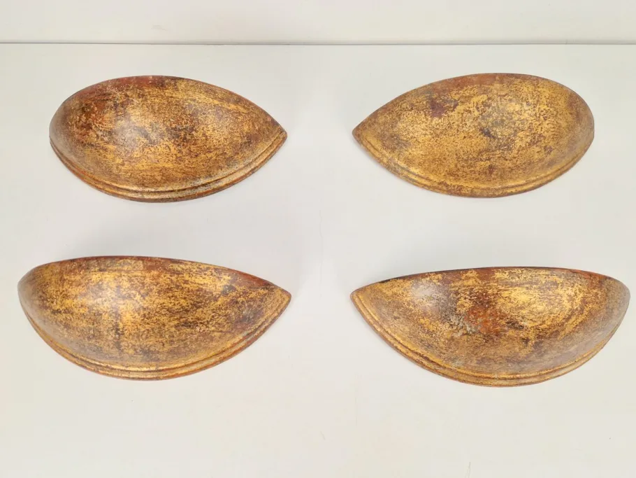 Sale Pamono Terracotta Lisicia Wall Lamps by Paolo Marioni, 1970s, Set of 4