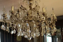 Discount Pamono 19th Century Italian Neoclassical Giltwood and Crystal Chandelier
