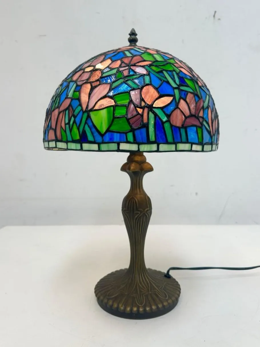 Sale Pamono Tiffany Style Table Lamp