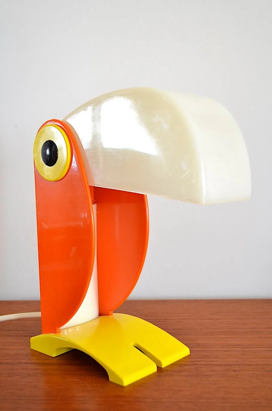 Discount Pamono Toucan Table Lamp by Ferrari for OTF Verona, 1960s