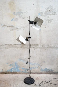 Sale Pamono Triedro Floor Lamp in Lacquered and Chromed Metal by Joe Colombo for Stilnovo, Italy, 1970s