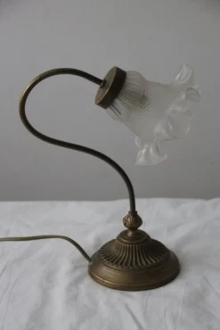 Pamono Tulip Glass Lampshade Accent Table Lamp, France, 1970s