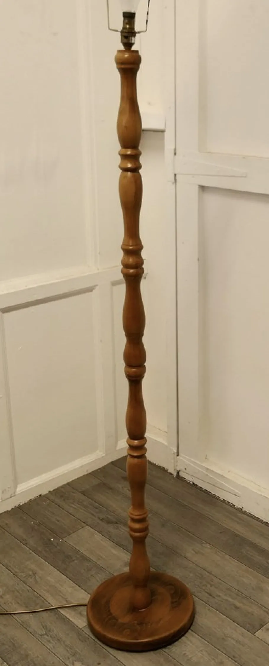 Best Pamono Turned Beech Floor Standing Lamp